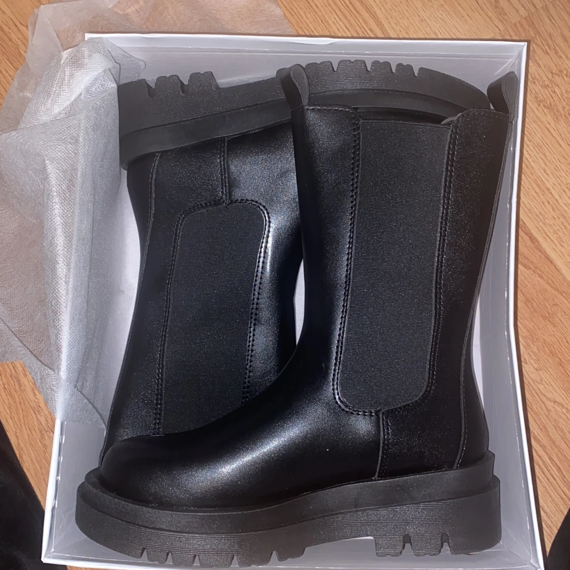 Svarta enkla kängor!  - 91