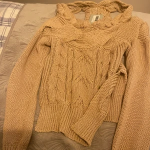 Blus  - Helt ny, fint märke storlek s