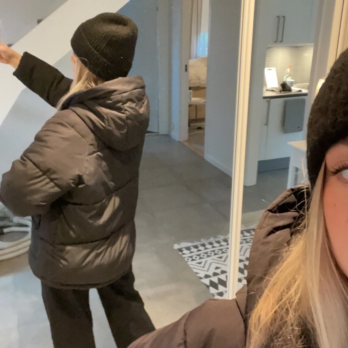 Svart Pufferjacka - 91