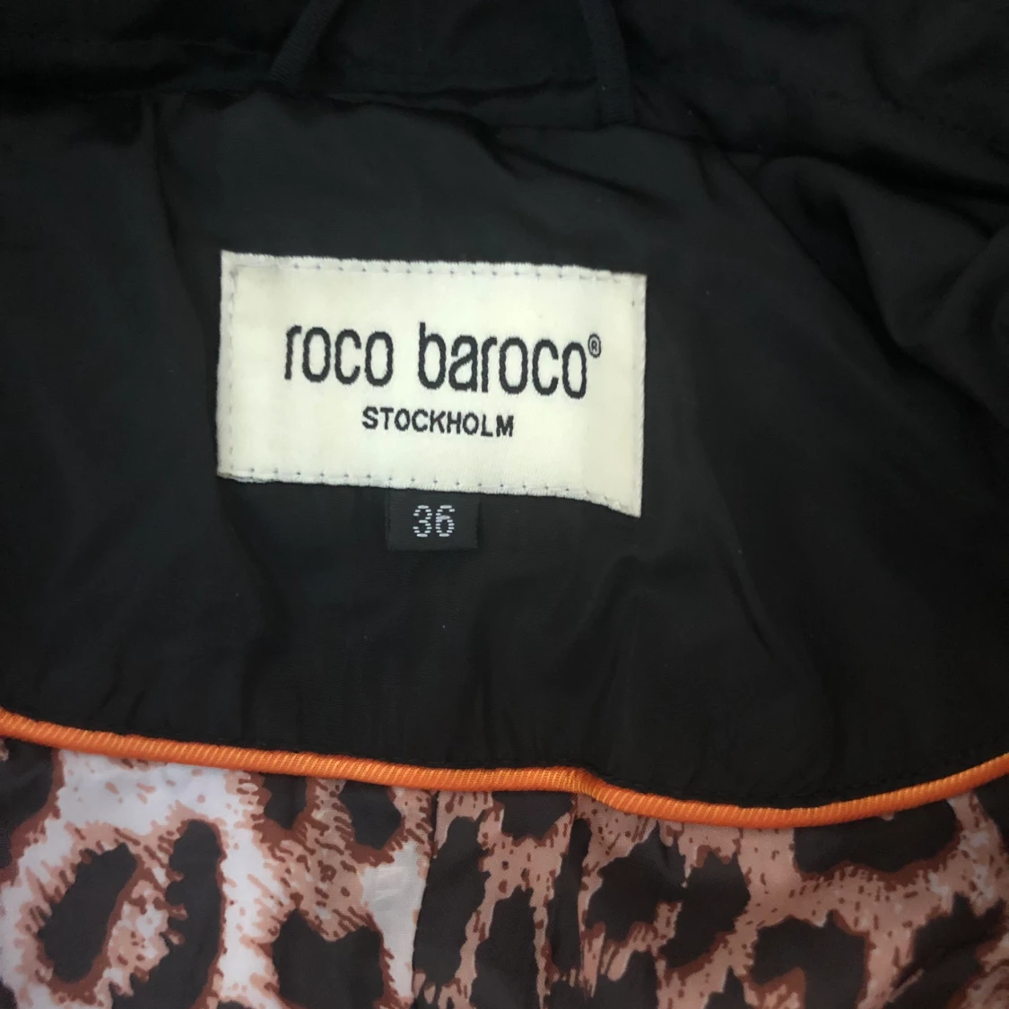 Svart Roco baroco jacka  - 90