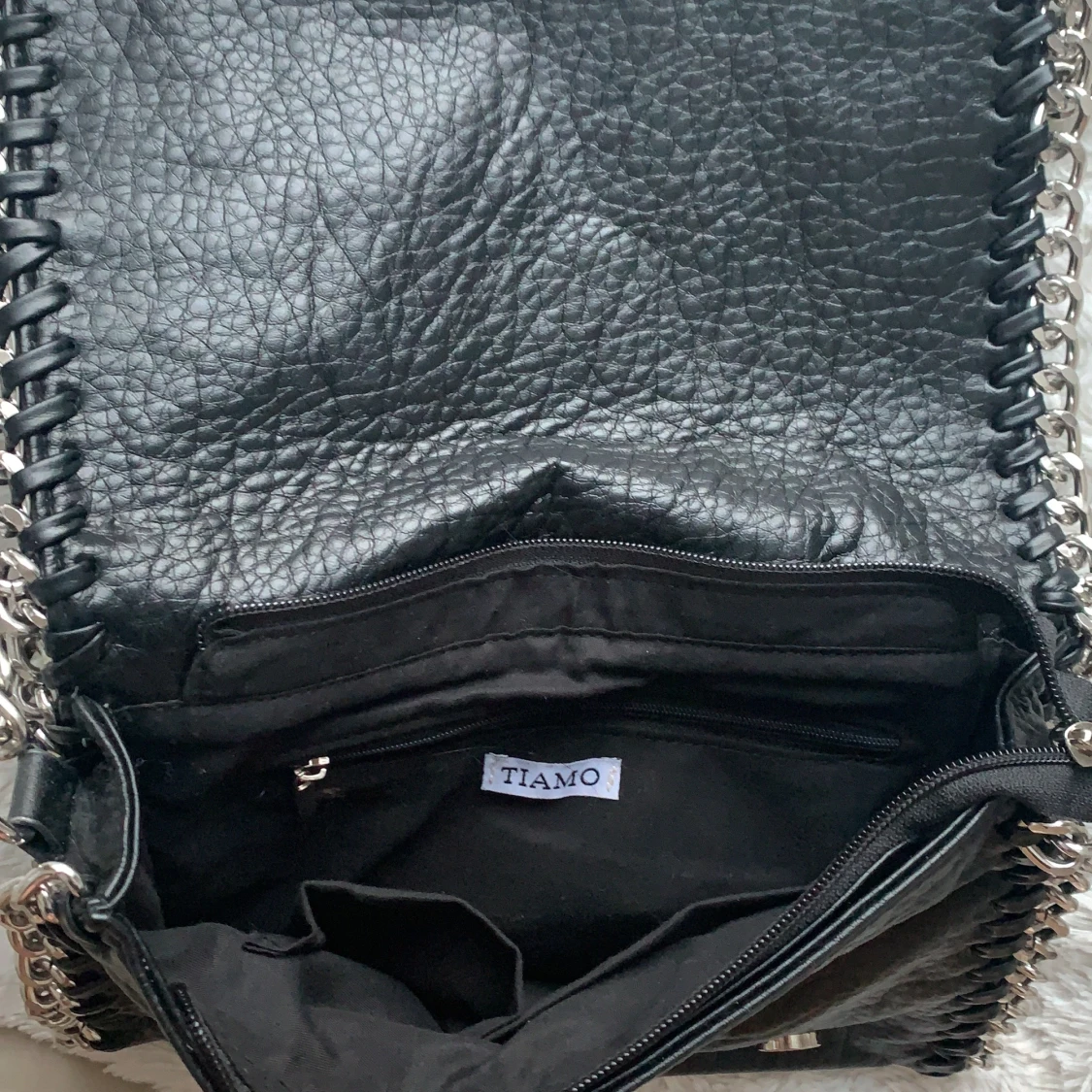 TIAMO Priscilla väska M svart - 90