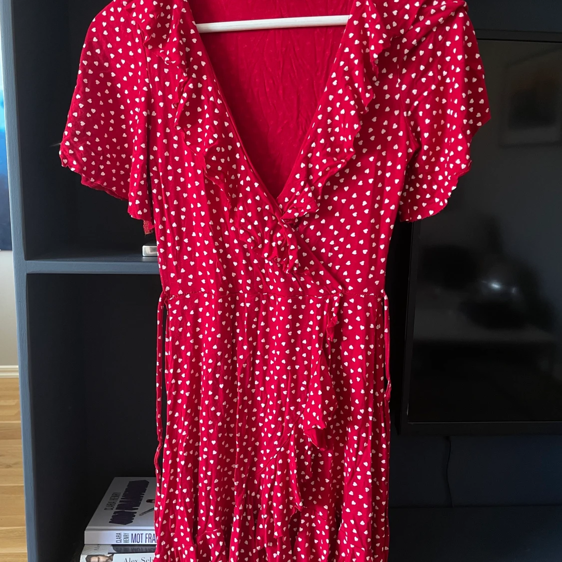 Prickig klänning  - 90