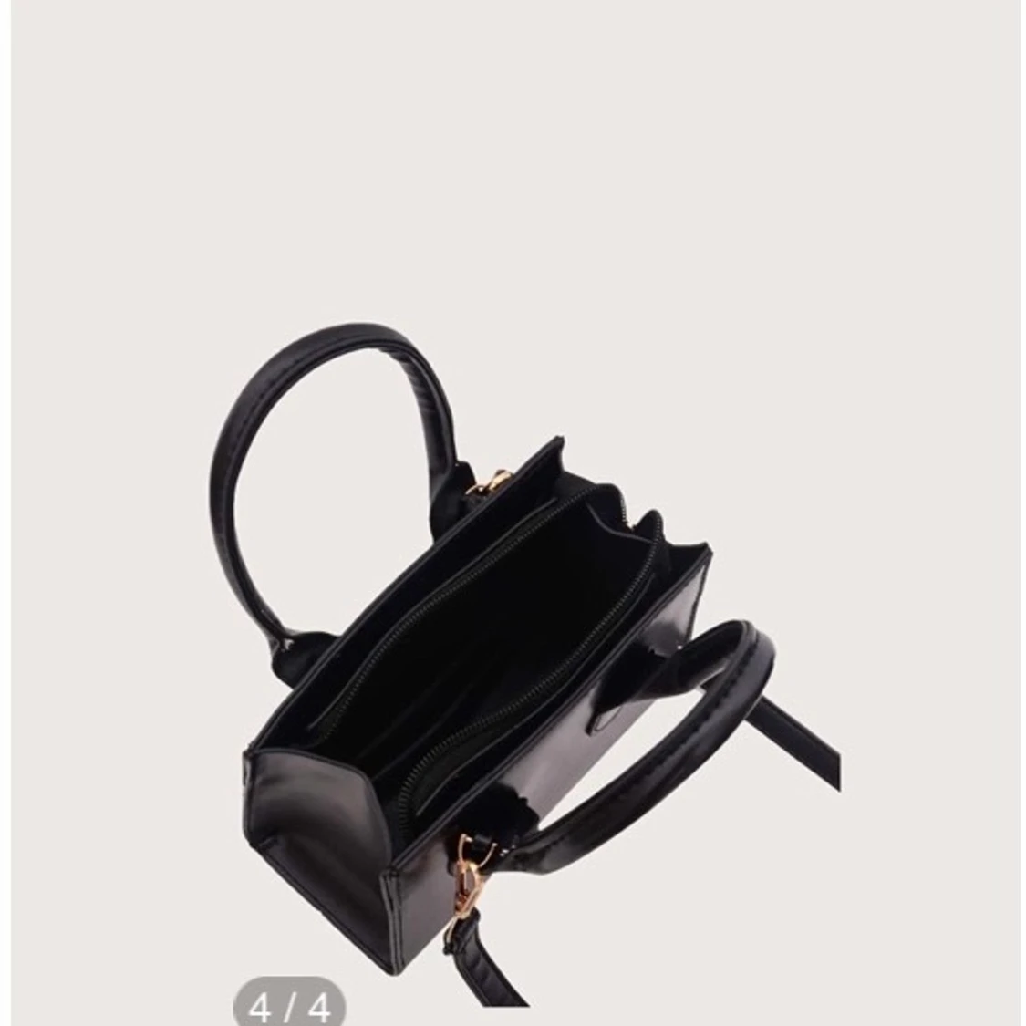 Liten svart väska  - 91