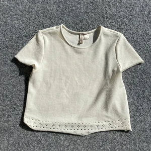 krämvit topp  - En finare krämvit topp i storlek S! 