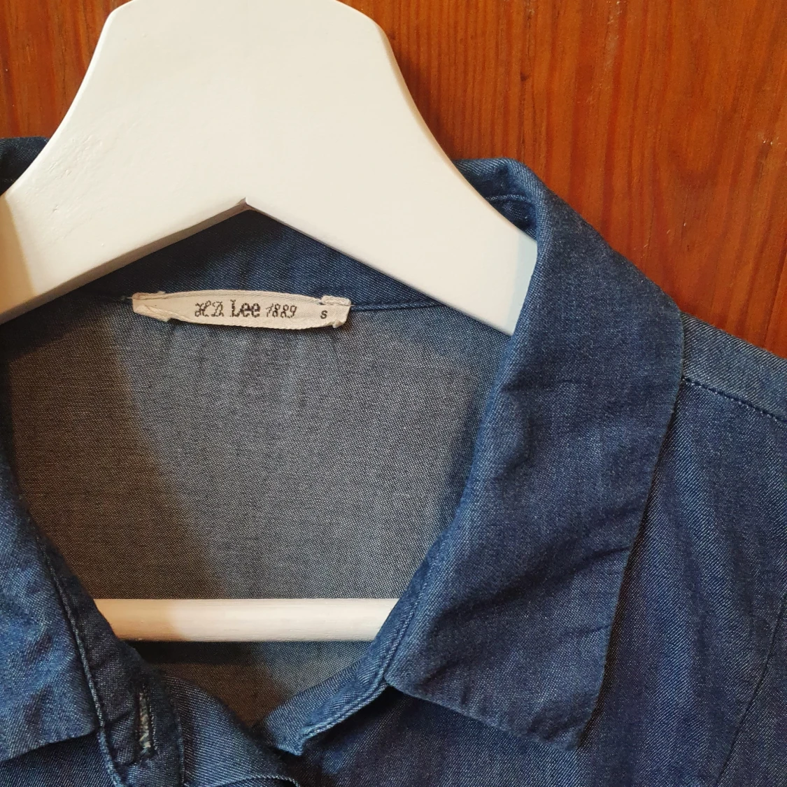 Lee skjorta storlek S - 90