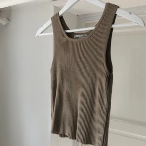 Linne - Linne från pull&bear i strl M men passar mig som har S. 