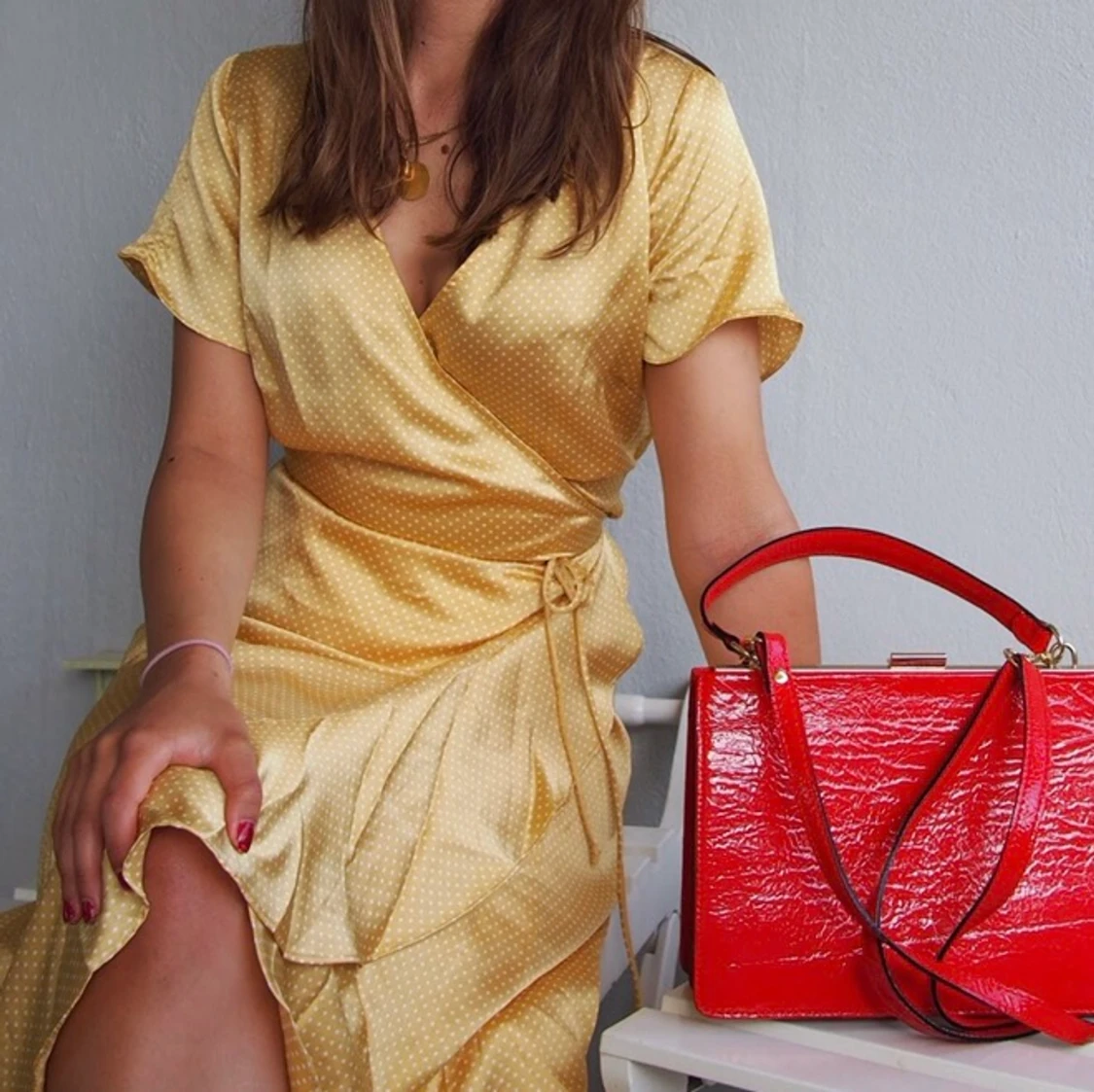 Gul klänning från Neo Noir