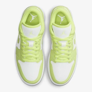 Nike air Jordan 1 summit Limegreen  - Storlek 41, helt nya med orginalbox, Bud från 1450 Bin 1600, budgivningen stänger efter 24h, köparen står för frakten.