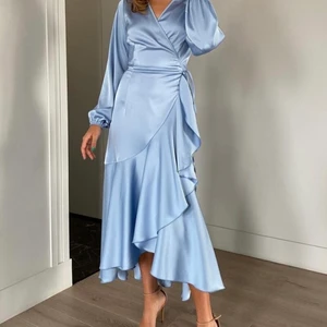 Filippa k silky dress stl 34 - Jättefin Filippa k klänning nypris 2800. Helt ny. 