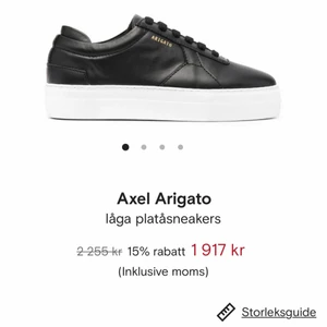 Axel Arigato Läderskor - Snygga svarta Axel Arigato skor som inköptes förra året men ej kommer till användning. Köptes för 2,250 tar bud från 600, köp direkt för 999kr. Fraktar eller möts upp i Göteborg, box finns kvar 💕