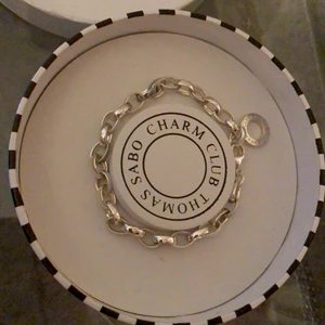 Thomas Sabo charm braclet  - Ett oanvänt armband från Thomas Sabo! Säljer då jag fick en extra😋 120kr + 24kr frakt