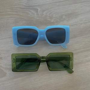 Super fina solglasögon, båda går för 125kr men går också att köpas separat för 75kr styck 
