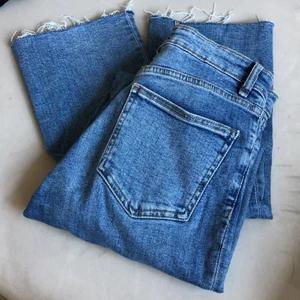 Jeans från Zara stl 36 🤍 - Så fina jeans från zara stl 36 🤍
