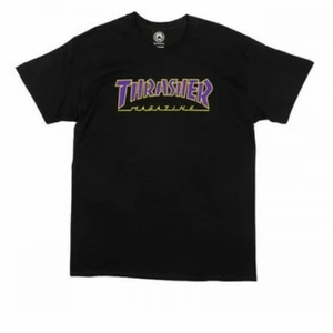 thrasher tshirt - säljer denna thrasher tshirt som köptes på hollywood 2020, säljer den då jag ej skejtar längre och den är inte min stil längre. 🙌