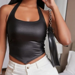 Säljer 2 plagg tillsammans!! - Två fina tops som har inte kommit till användning. Säljer båda för 80 eller en för 45kr