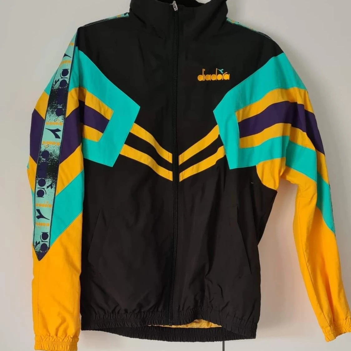 Diadora prasseljacka