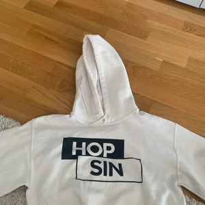 avklippt hoodie - använd fåtal gånger