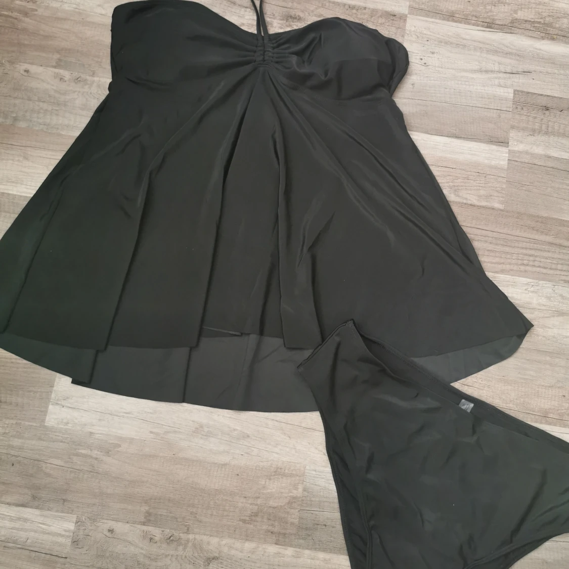 Helt NY!! Bikini/baddräkt - 91