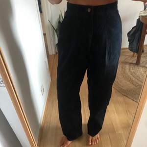 Blå jeans stl 38 - Gina Tricot | Plick Second Hand