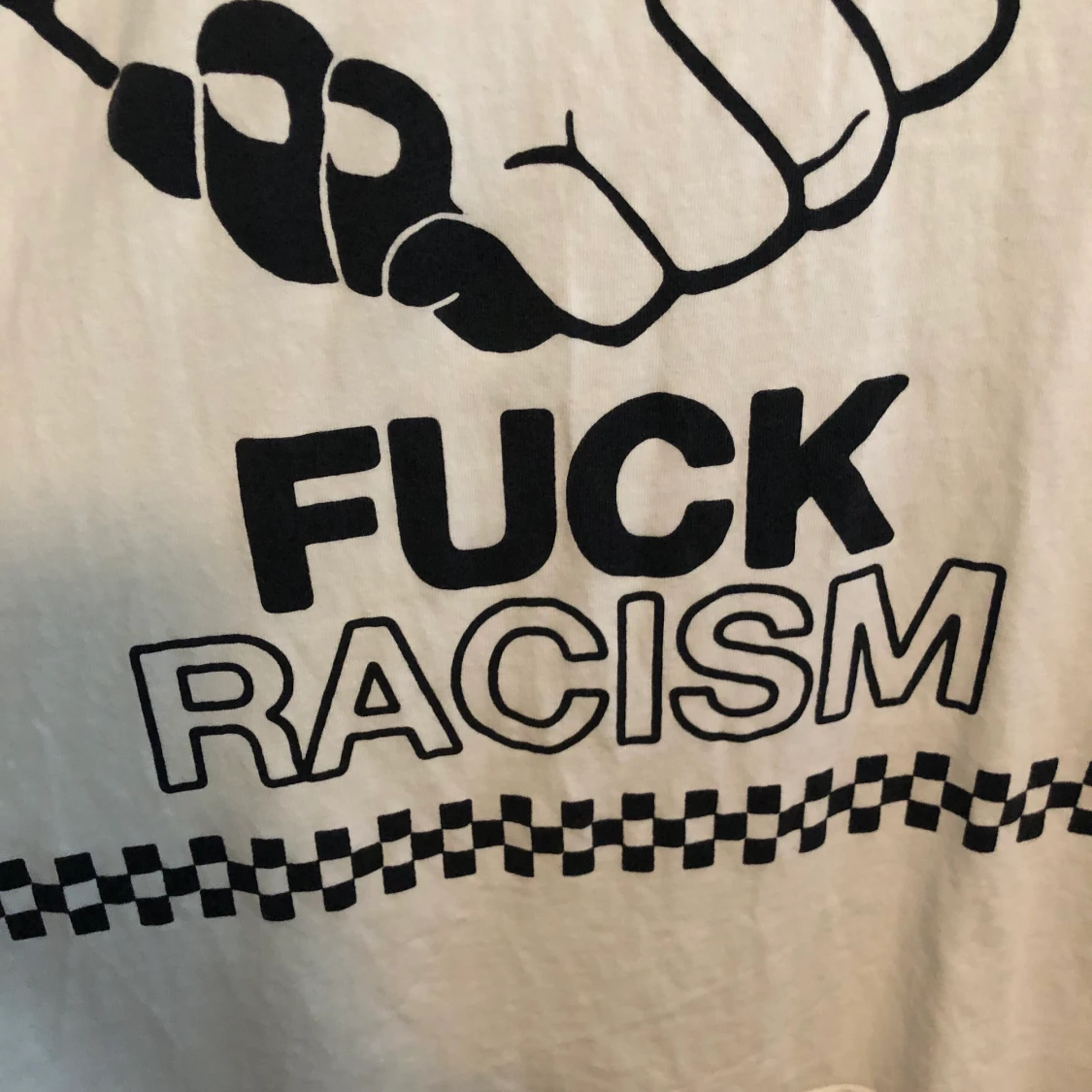 Vailent T-shirt Fuck Racism - 90