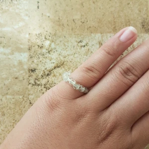 Ring  - Ringen är helt ny, aldrig använd, gjort den själv! Jätte fin ring, OBS!! Köparen betalar frakten