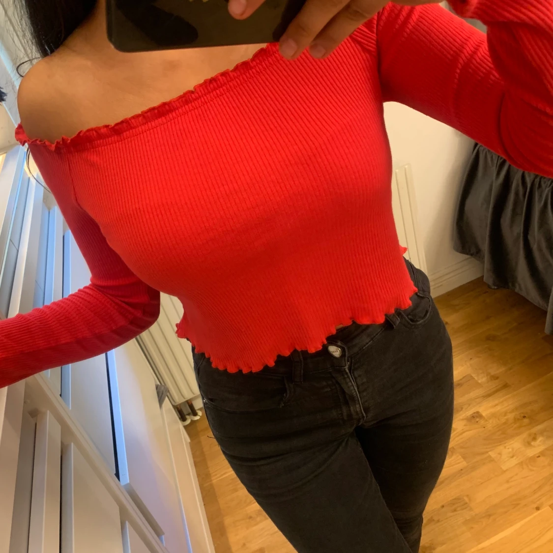 Röd off-shoulder topp