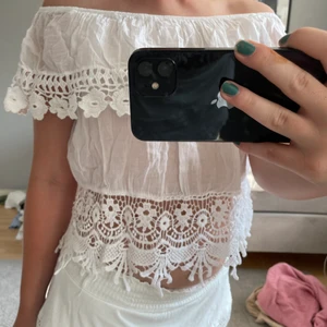 Söt topp - Köpt från ett märke i spanien men nästan aldrig använd💕