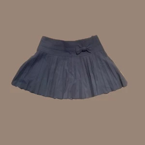 Kjol - Säljer min gråa supersöta kjol :D!!