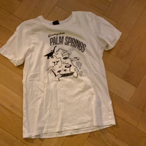 Cool t-shirt - Cool t-shirt från Gina Tricot i mycket bra skick.