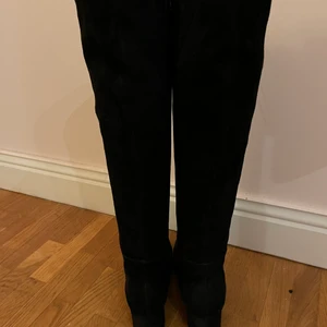 Dam skor  - Säljer de för att de e lite för mig används bara 1 gång 