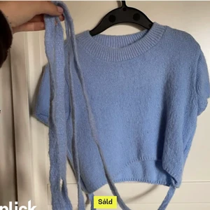 Topp - Säljer denna söta topp som jag köpt på plick!💗💗 