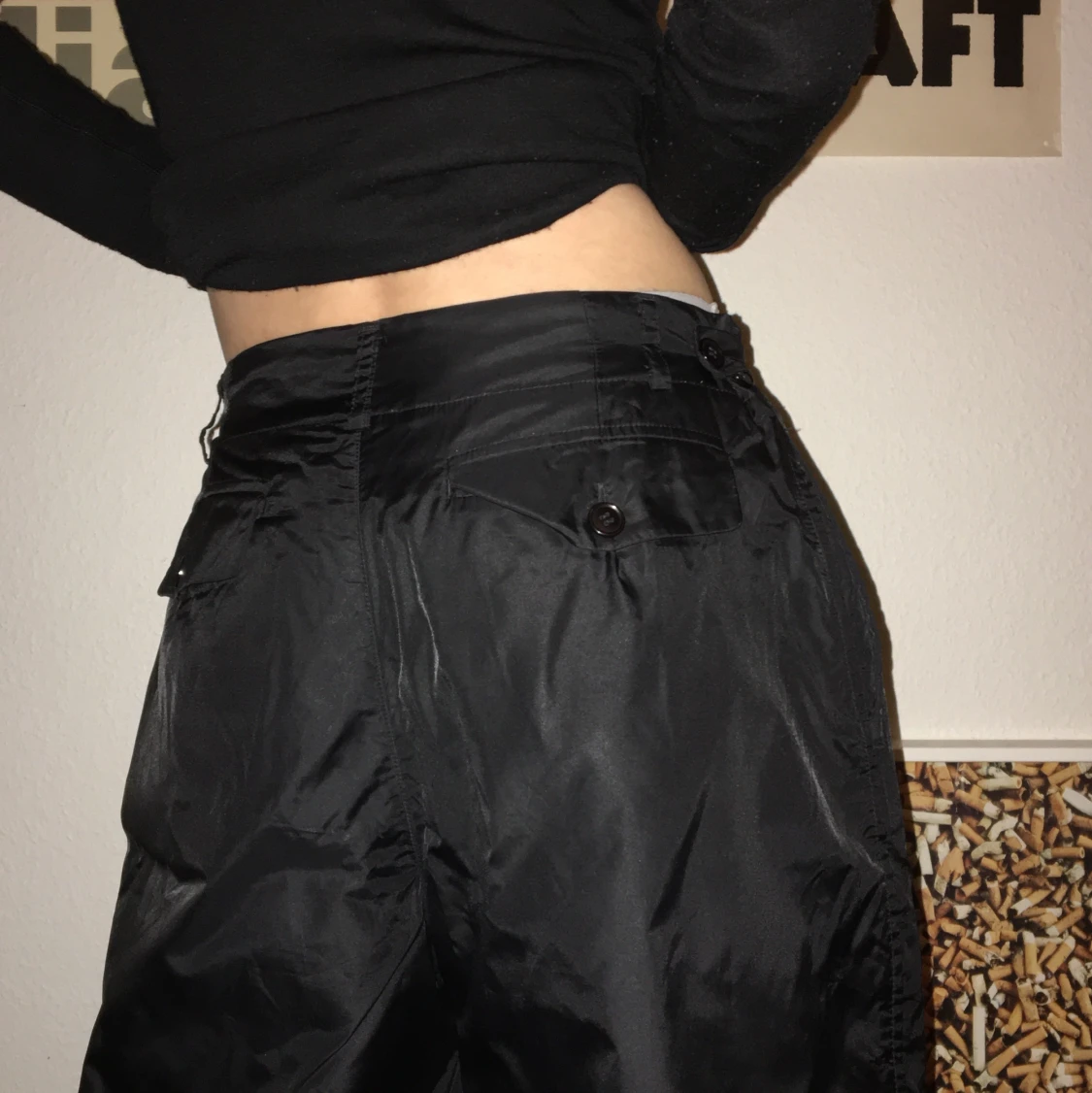 Kostymbyxor i sportigt material 