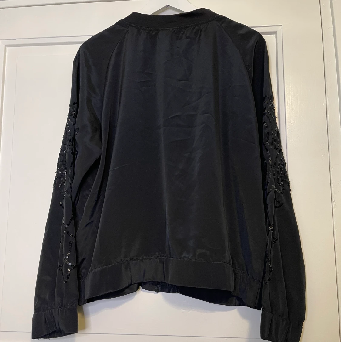 Svart + Glitter  - 90