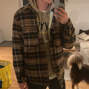 H&M Jacka/Skjorta Strl L - H&M Jacka/Skjorta Strl L