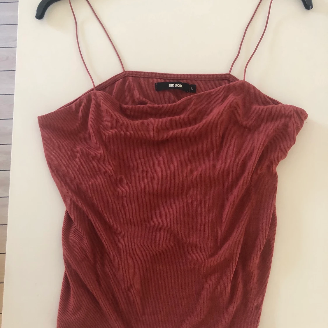 Rostfärgat linne storlek L - 91