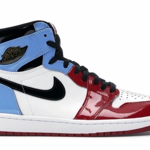 Jordan 1 retro High fearless unc Chicago  - Jätte fina skor från stocks om du är intresserad så är det bara höra av dig har dom i stl 36-45