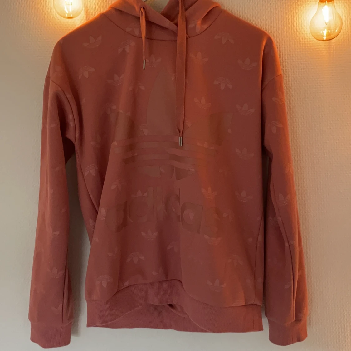 Adidashoodie (nyskick) - 90