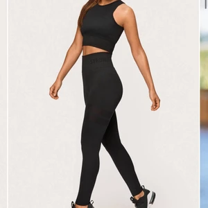 stronger set - Säljer detta set från stronger i ”Embrace” serien. Tightsen nypris 599kr o toppen 399kr, totalt 1000kr. Använt 1 gång är i nyskick. frakt 66kr tillkommer❤️ 500kr + frakt för båda delar