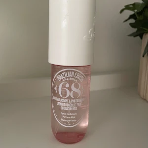 Brazilian Crush Cheirosa 68 Perfume Mist - Knappt använd. Mvh