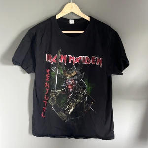 Iron Maiden T-shirt Tour 2022 - Iron maiden T-shirt från Legacy of the Beast world tour 2022, senjutsu album. 