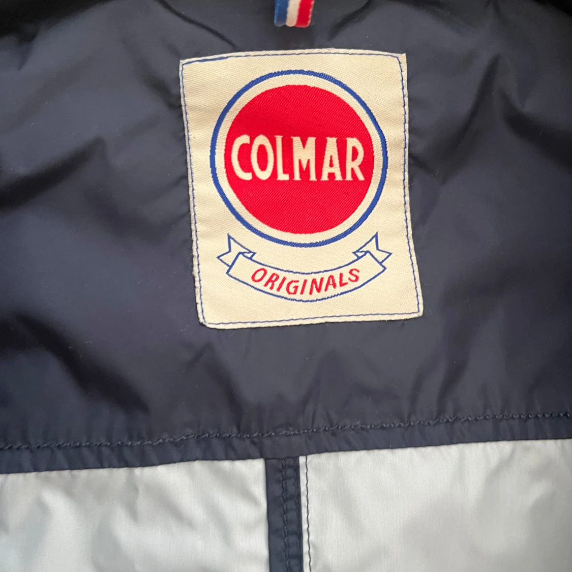 Mörkblå vindjacka från Colmar - 1