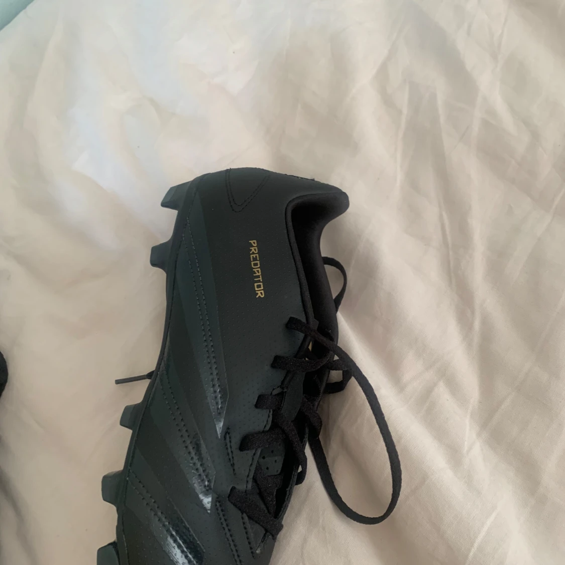 Svarta Adidas Predator fotbollsskor - 3