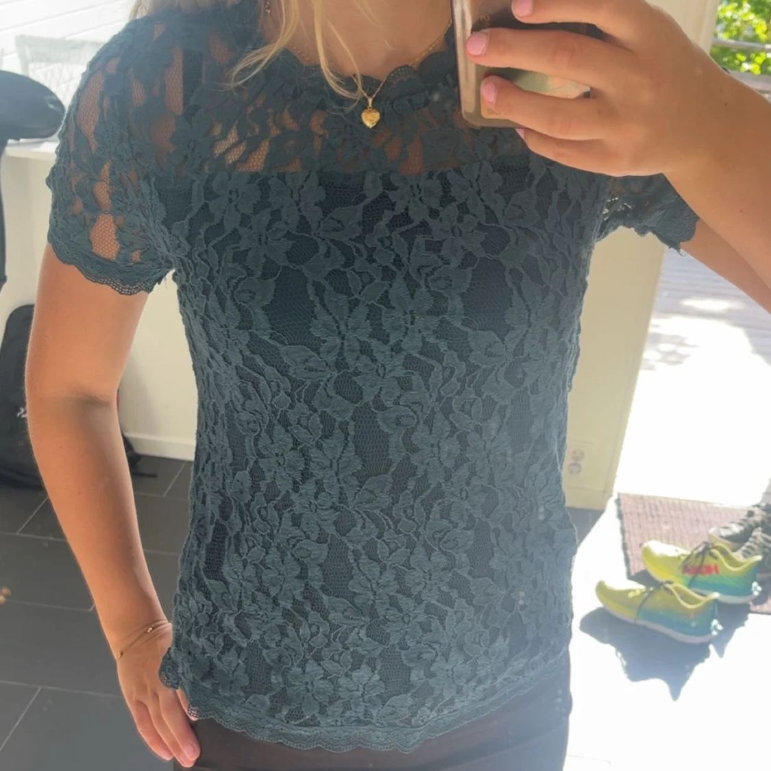 Mörkgrön spetsblus - 1