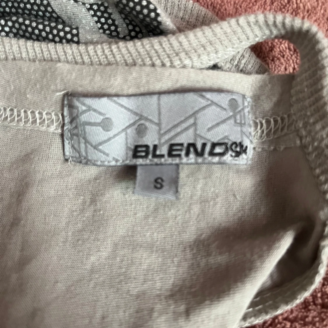 Grå topp med tryck från Blend S - 2