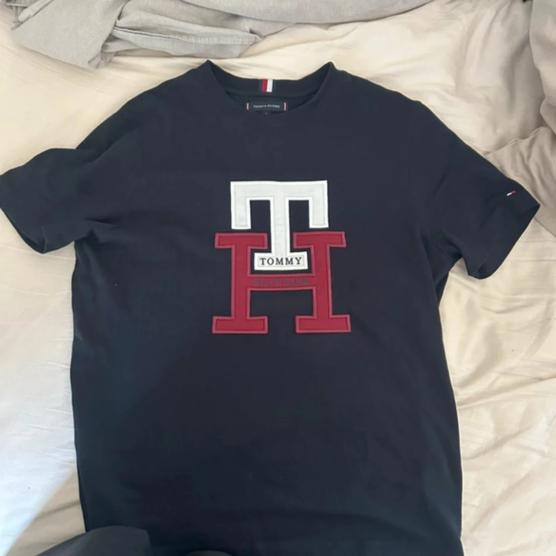 Svart t-shirt Tommy Hilfiger