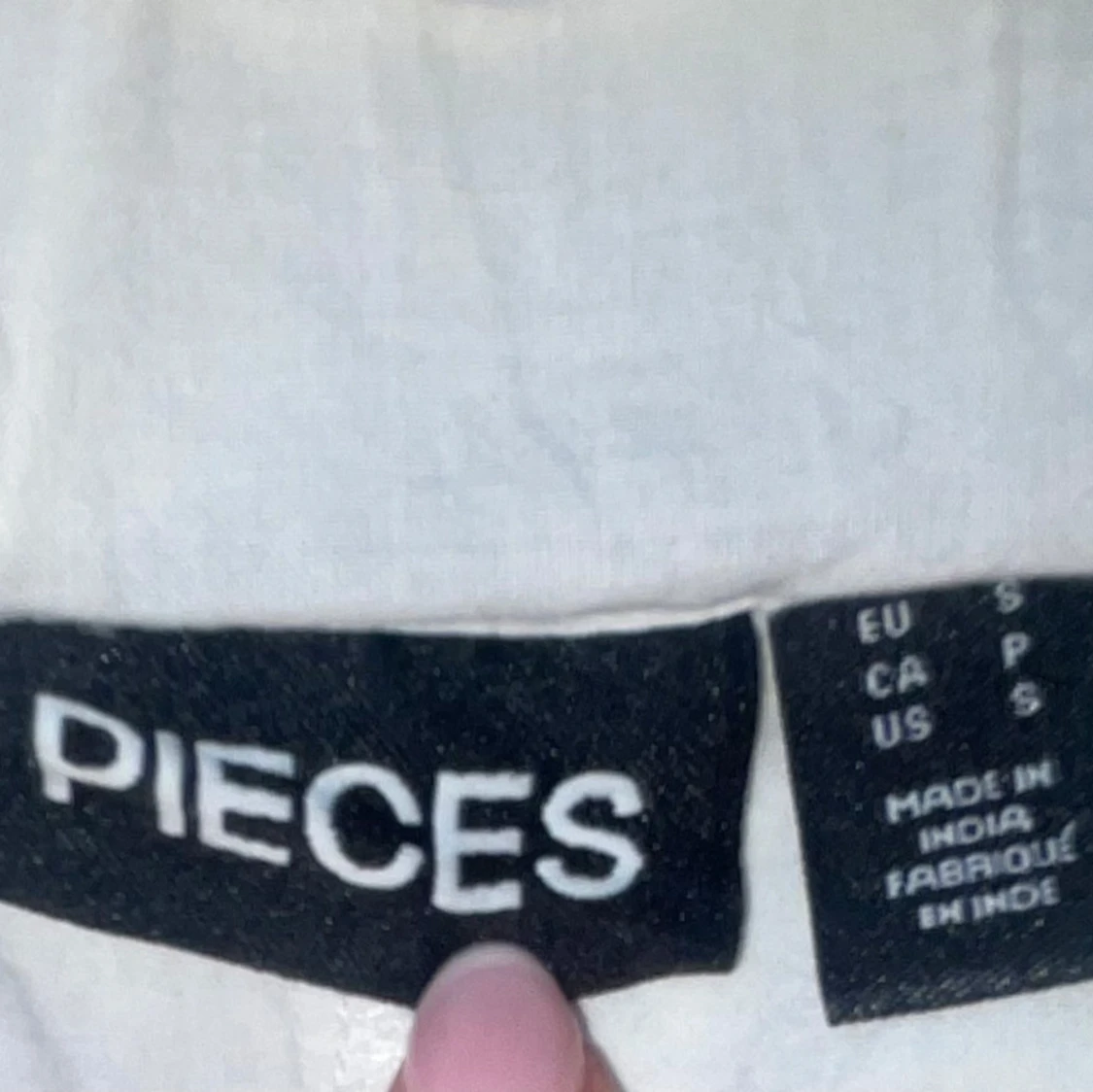 Vit volangkjol från Pieces - 1