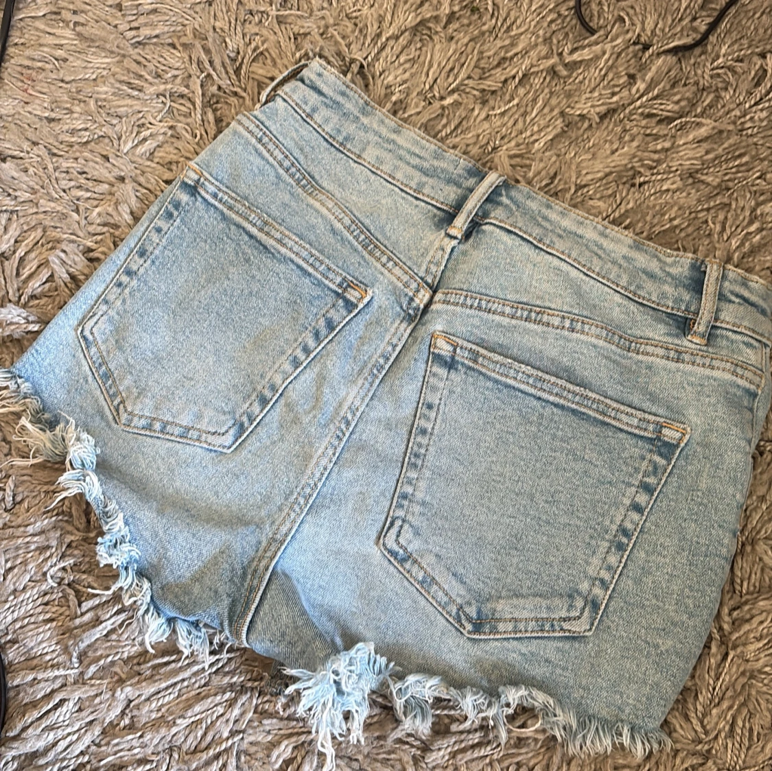 Ljusblå jeansshorts från Zara - 2