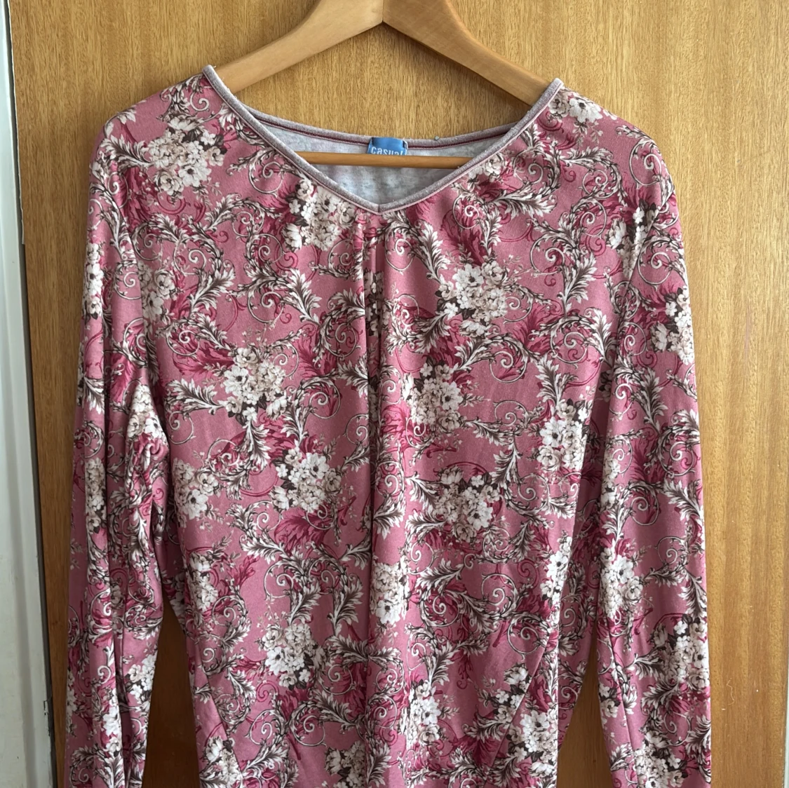 Blommig långärmad topp från Halens - 1