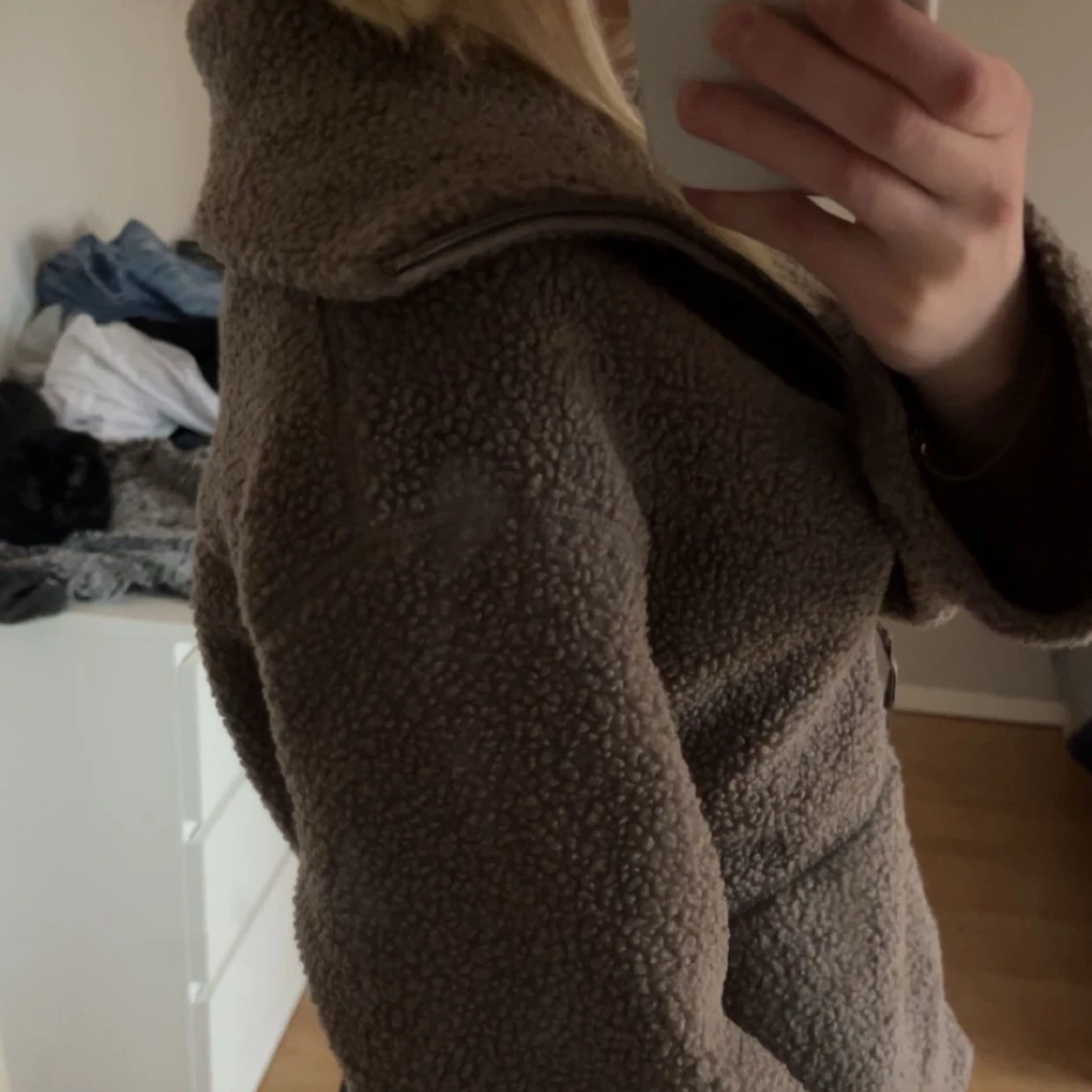Brun teddyjacka med dragkedja - 1