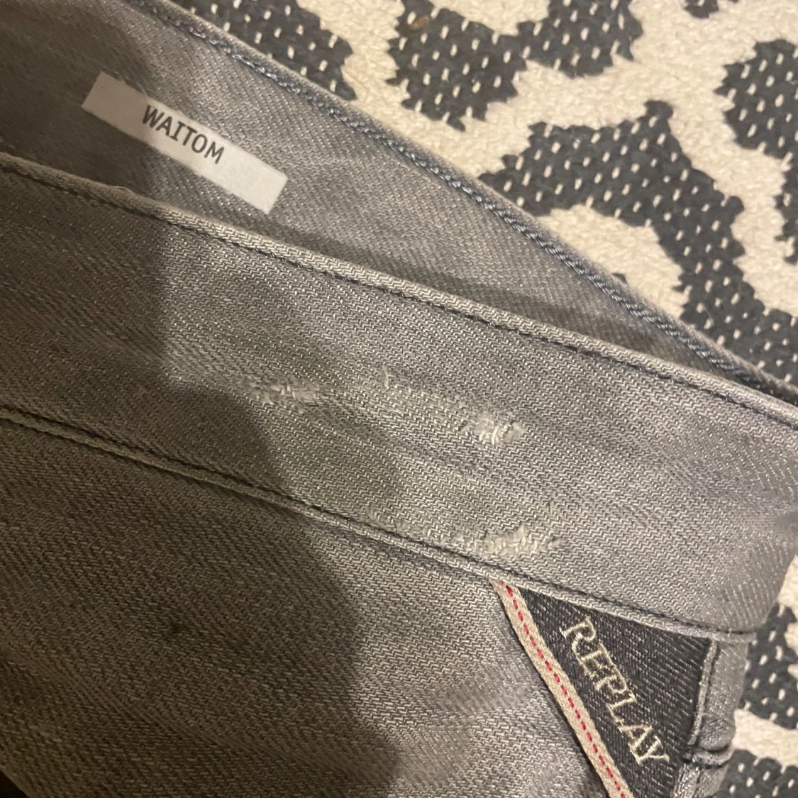 Grå jeans från Replay - 3